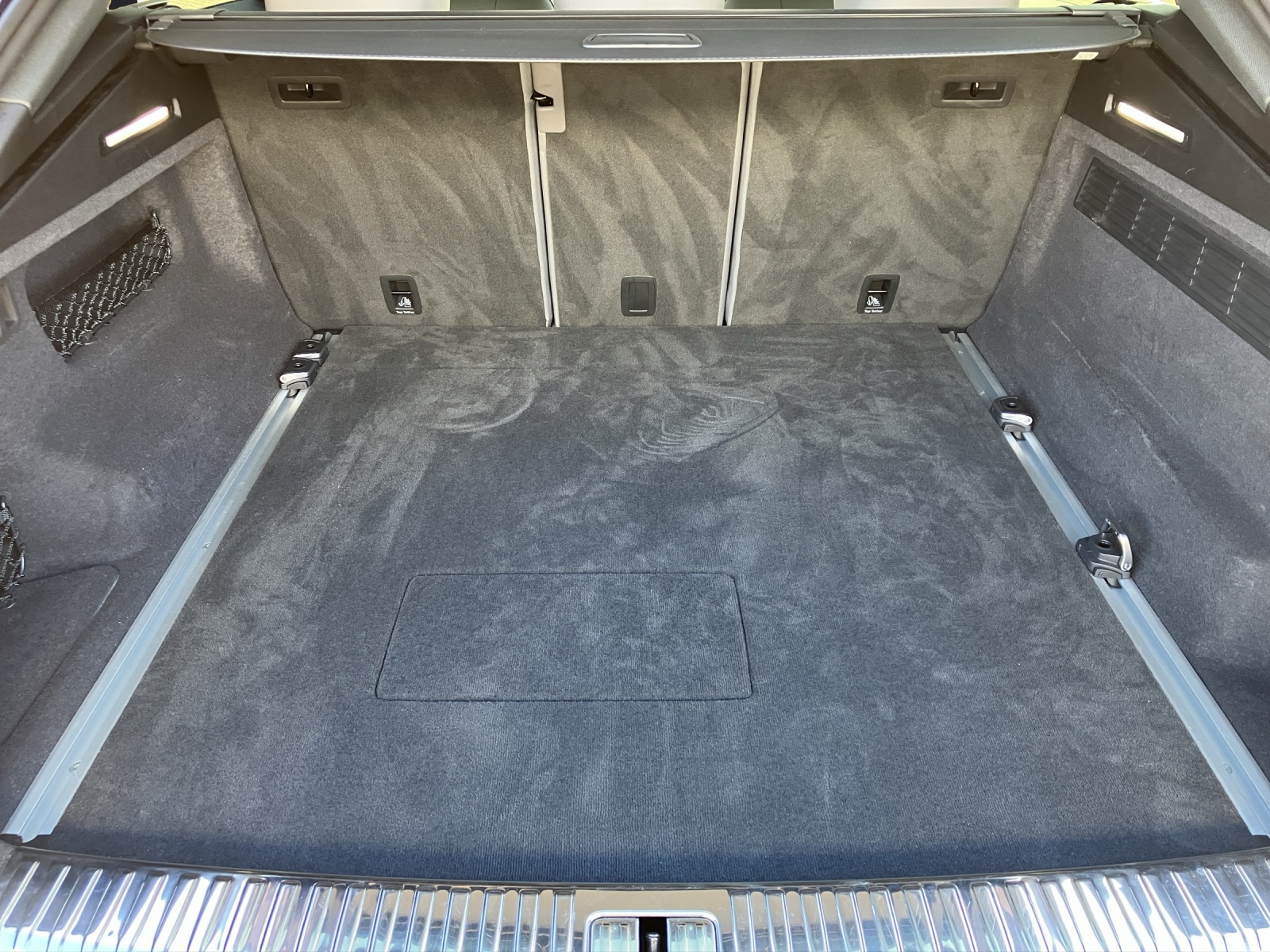 Fahrzeugabbildung Audi Q8 55 TFSI e quattro