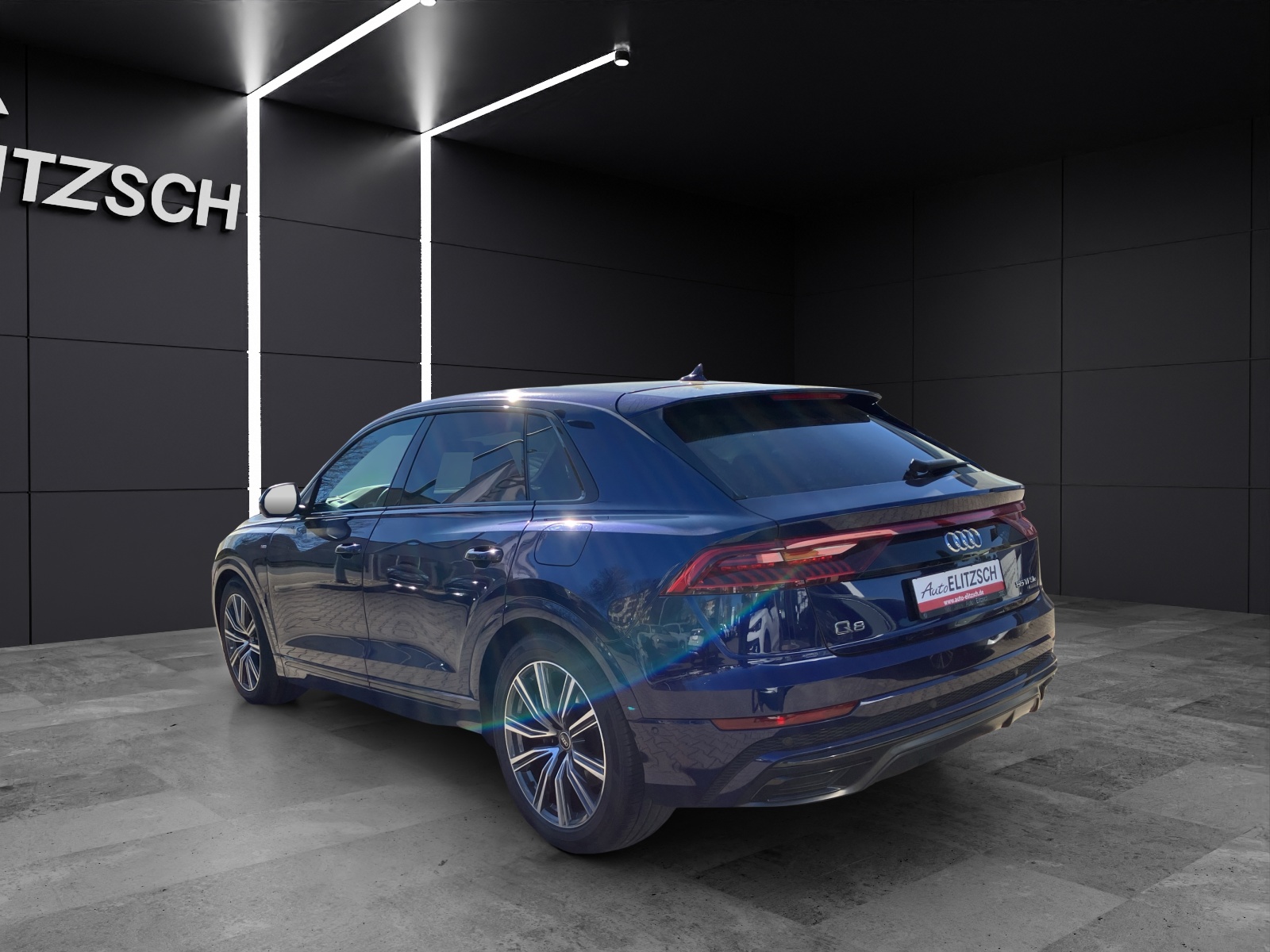 Fahrzeugabbildung Audi Q8 55 TFSI e quattro