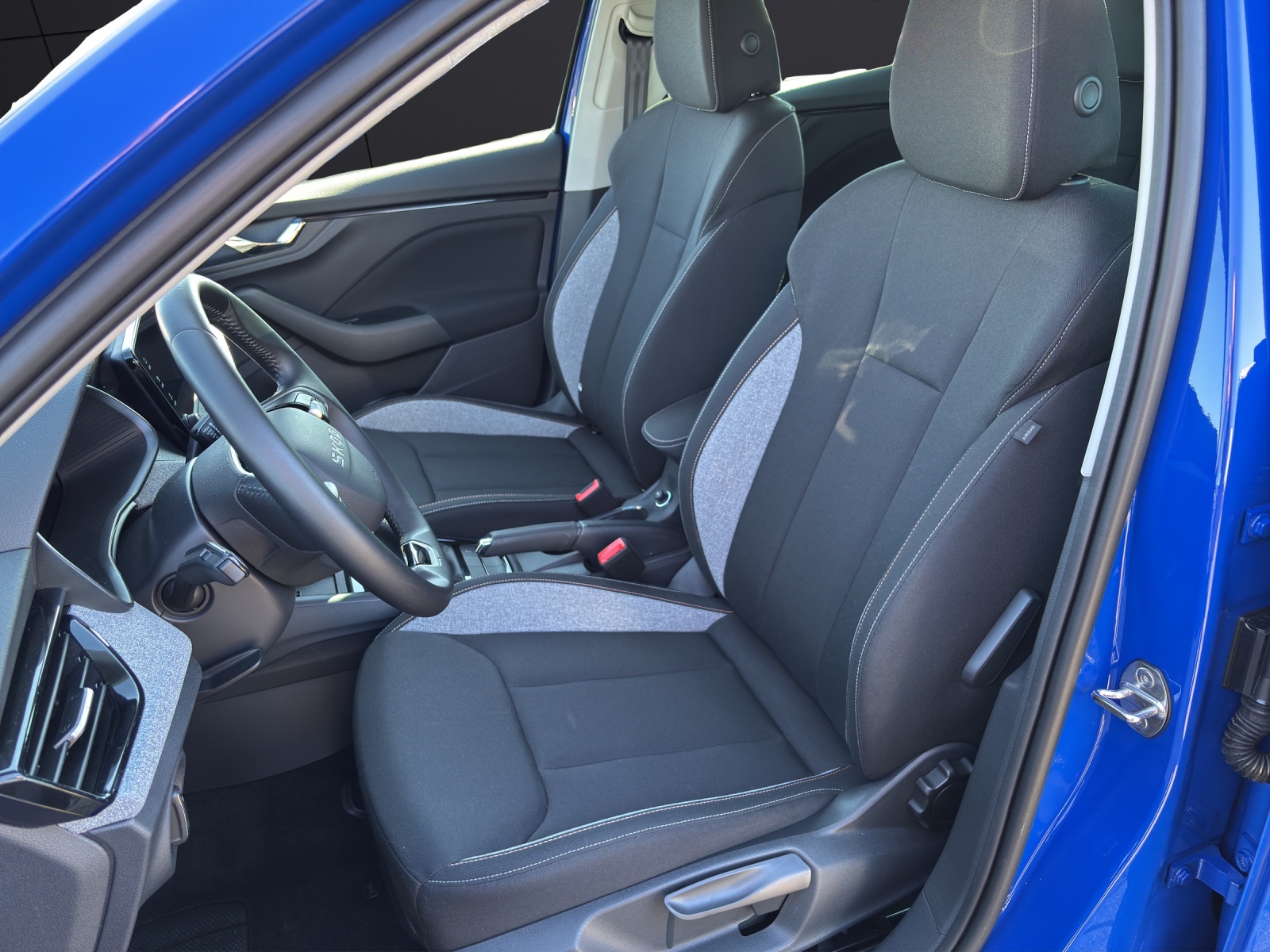 Fahrzeugabbildung SKODA Scala Selection 1.0 TSI Matrix AHZ