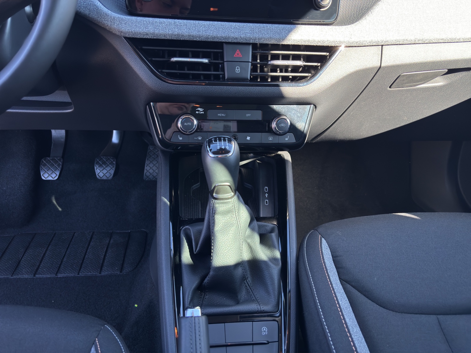 Fahrzeugabbildung SKODA Scala Selection 1.0 TSI Matrix AHZ