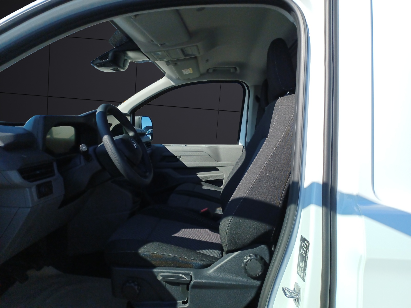 Fahrzeugabbildung Volkswagen Transporter Kasten TDI 110 kW 6-Gang 3100mm AHK LaneAssist