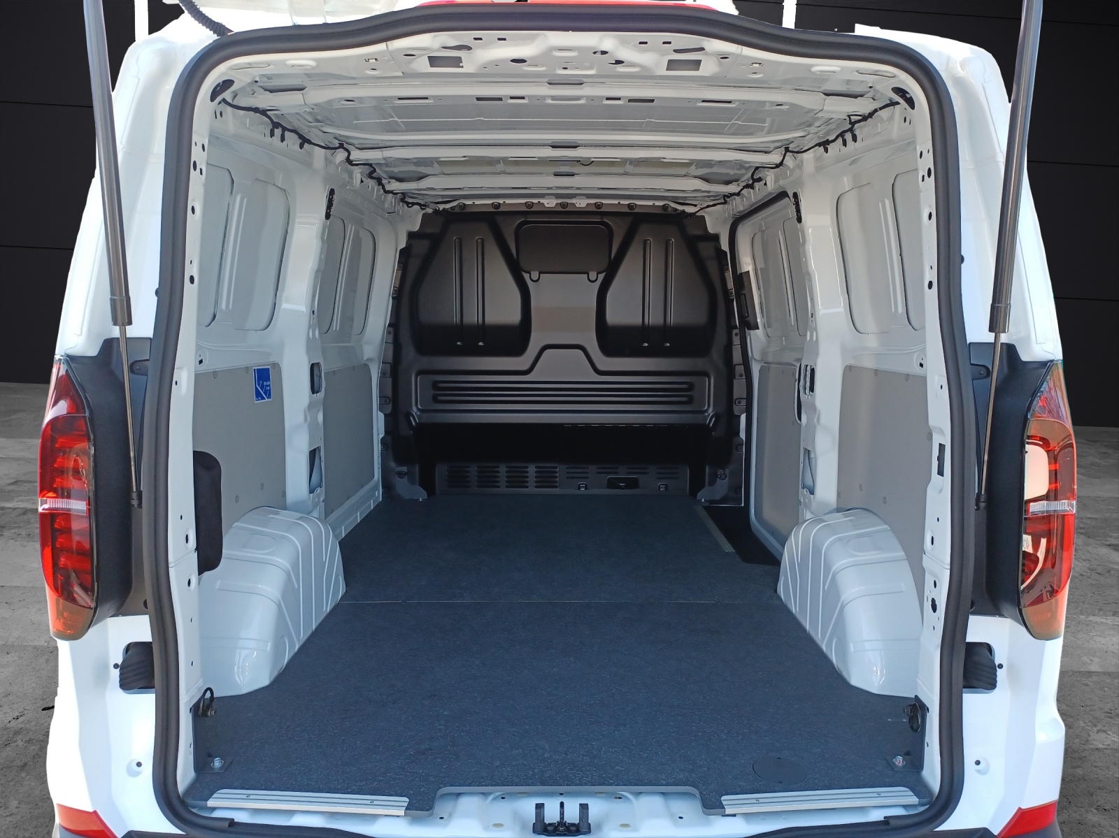 Fahrzeugabbildung Volkswagen Transporter Kasten TDI 110 kW 6-Gang 3100mm AHK LaneAssist