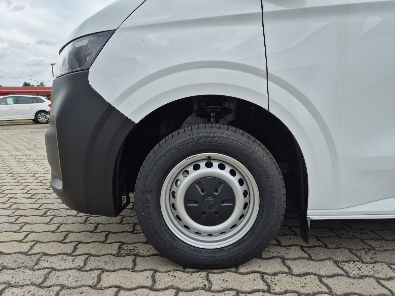 Fahrzeugabbildung Volkswagen Transporter Kasten TDI 81 kW 6-Gang 3100mm AHK