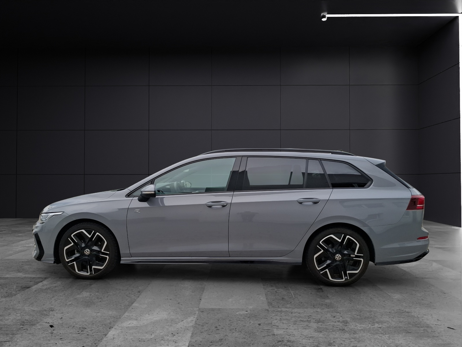 Fahrzeugabbildung Volkswagen Golf VIII Variant eTSI R-Line DSG Standhzg. LED Navi AID ACC RFK SH