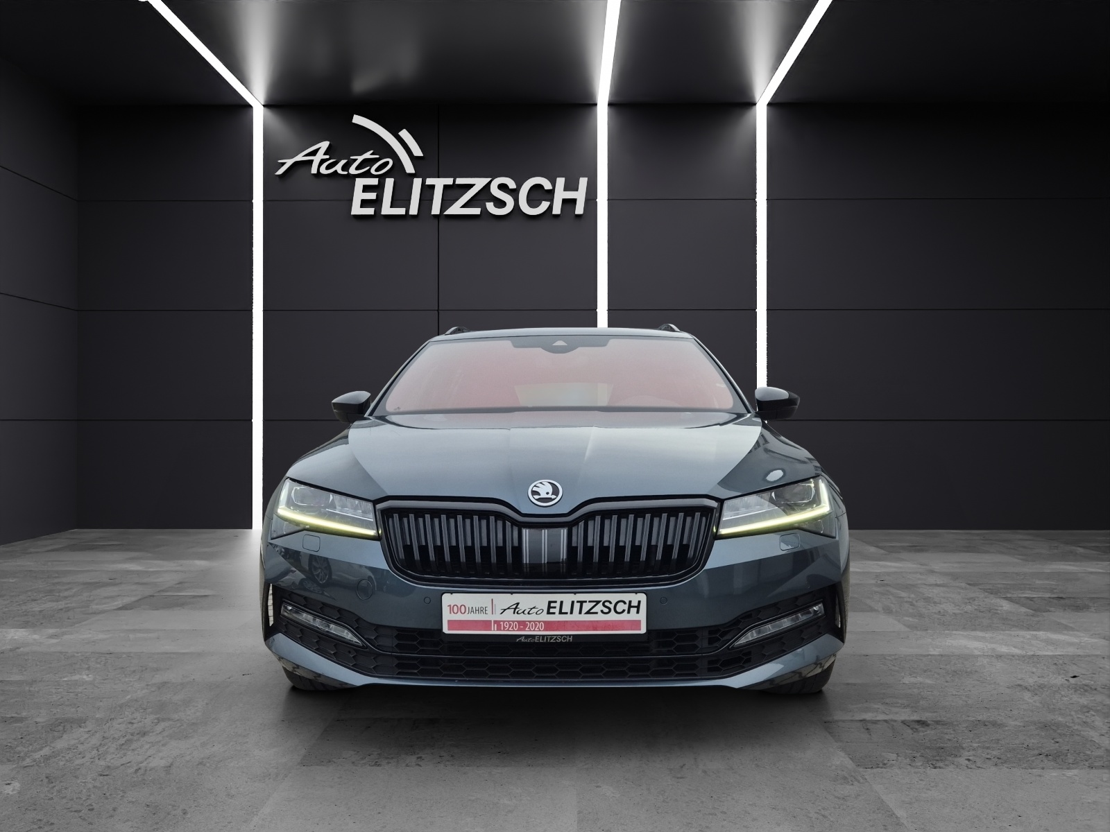 Fahrzeugabbildung SKODA Superb Combi TSI Sportline 4x4 DSG Standhzg. Matrix Navi AID ACC RFK SH 19