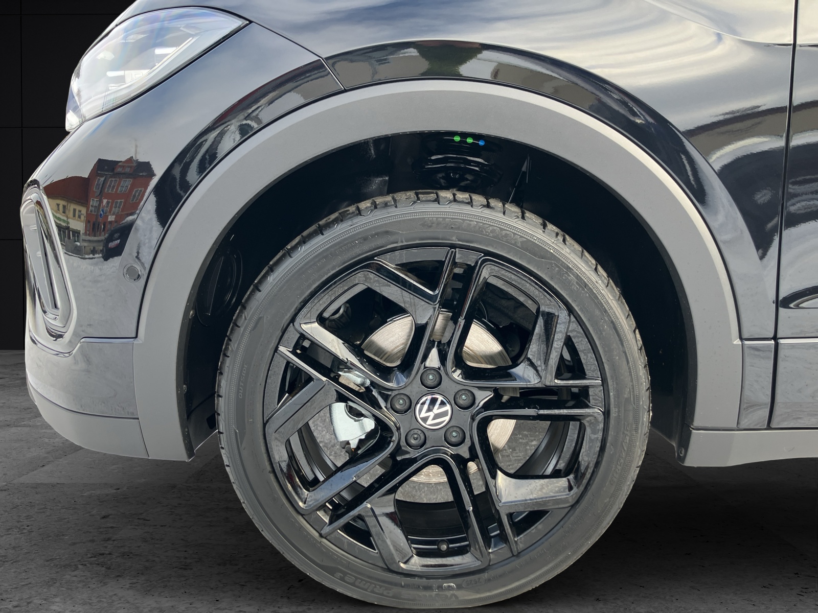 Fahrzeugabbildung Volkswagen T-Cross R-Line IQ.Light NAVI DAB + ACC