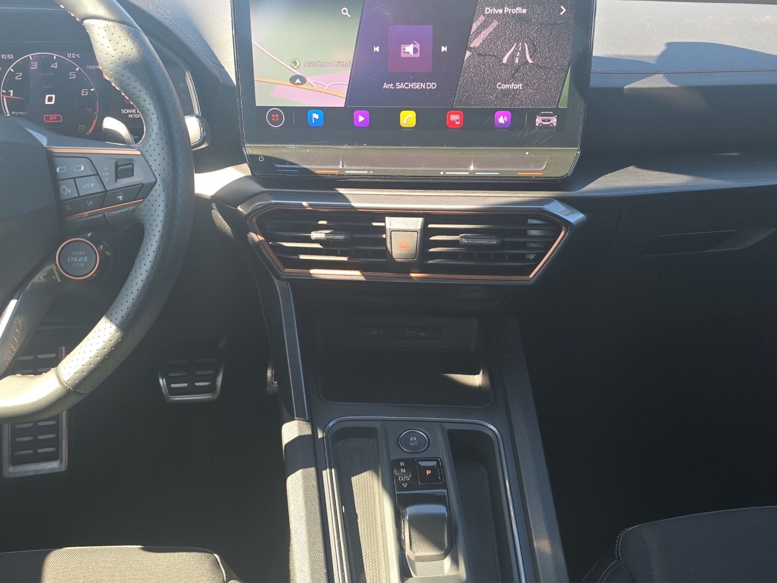 Fahrzeugabbildung CUPRA Formentor VZ 2.0TSI DSG 4Drive LED AHK Navi AID Pano ACC RFK Beats SHZ 19