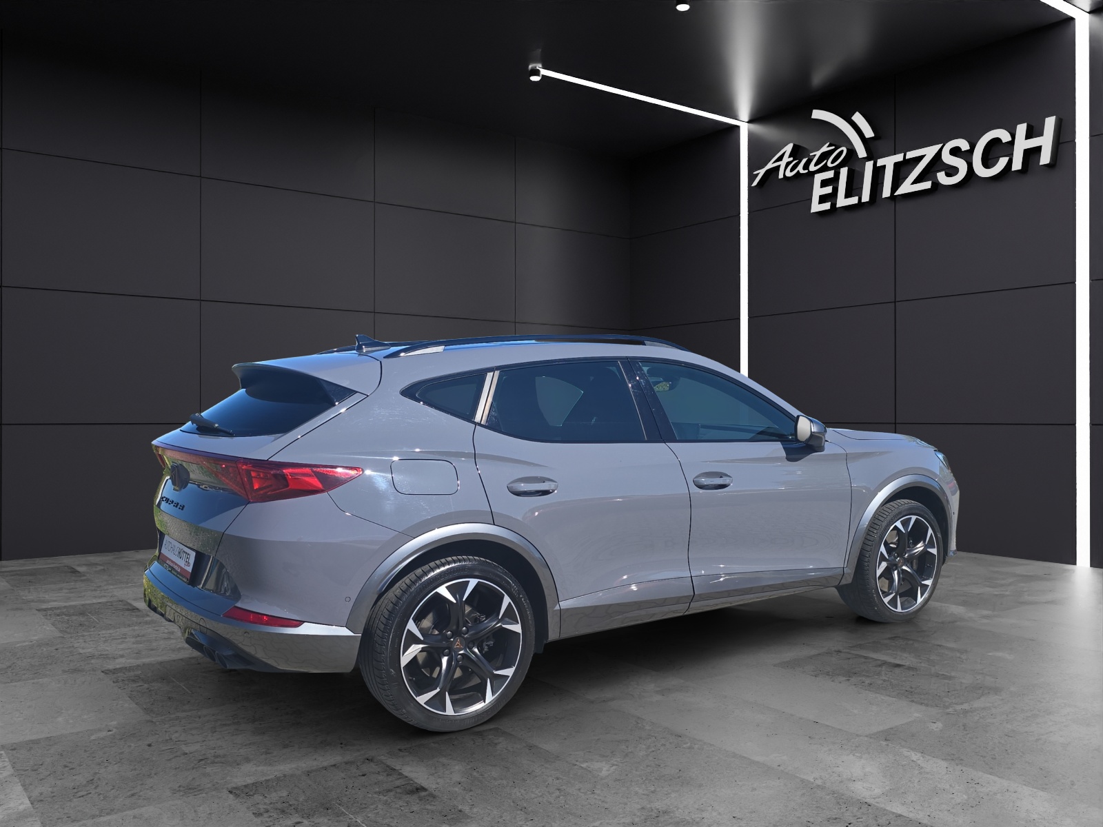 Fahrzeugabbildung CUPRA Formentor VZ 2.0TSI DSG 4Drive LED AHK Navi AID Pano ACC RFK Beats SHZ 19