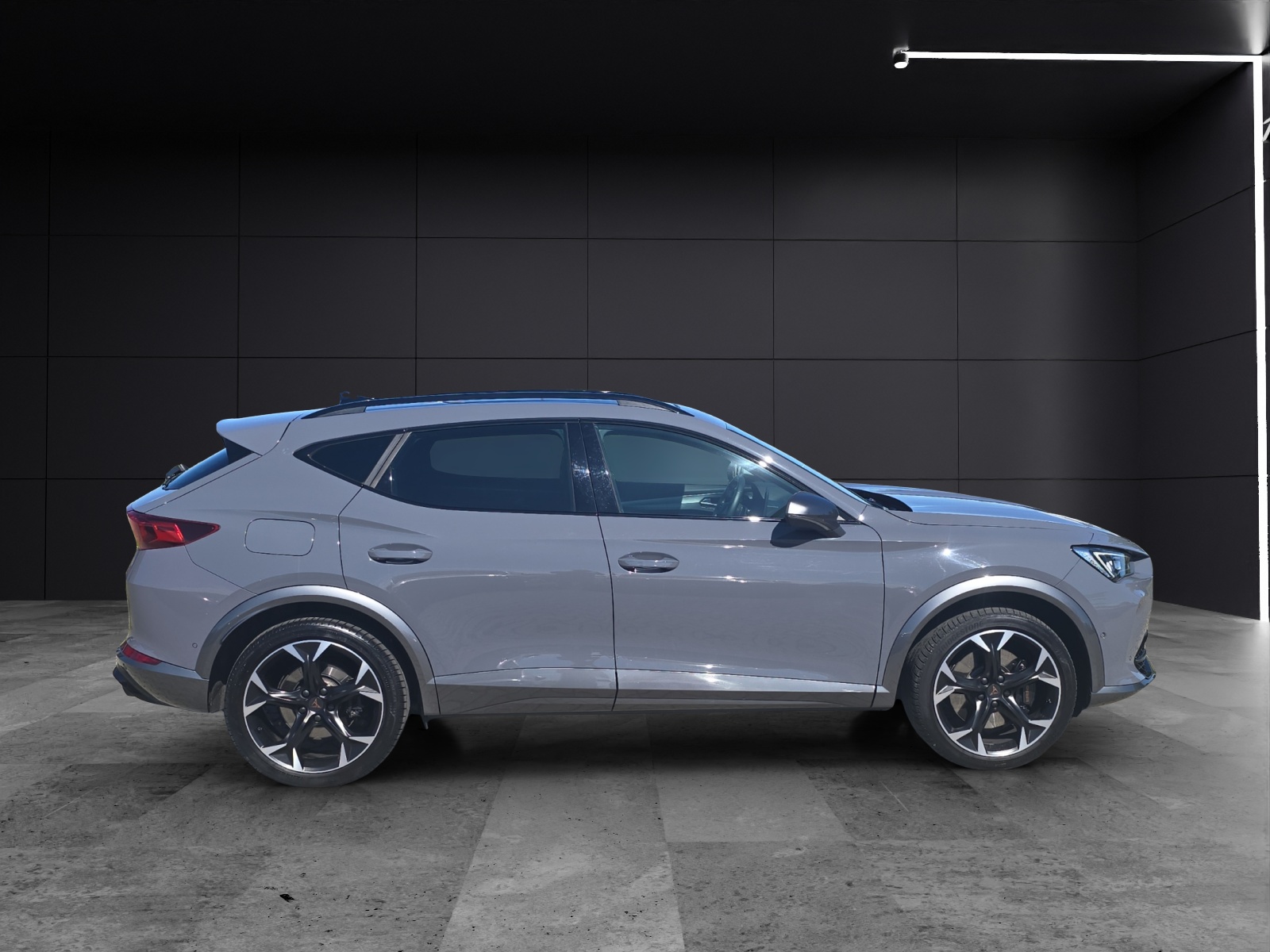 Fahrzeugabbildung CUPRA Formentor VZ 2.0TSI DSG 4Drive LED AHK Navi AID Pano ACC RFK Beats SHZ 19