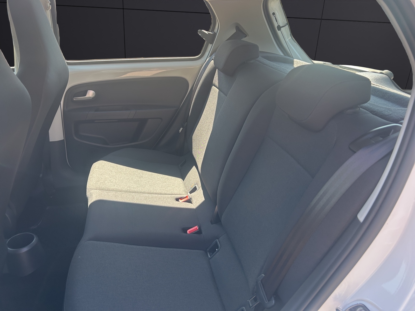 Fahrzeugabbildung Volkswagen up! GRA NSW REAR VIEW CLIMATRONIC