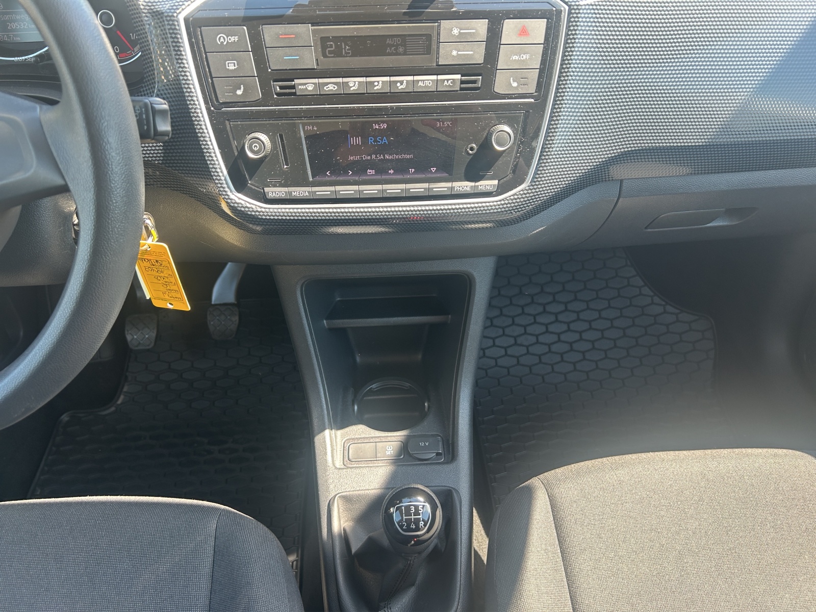 Fahrzeugabbildung Volkswagen up! GRA NSW REAR VIEW CLIMATRONIC