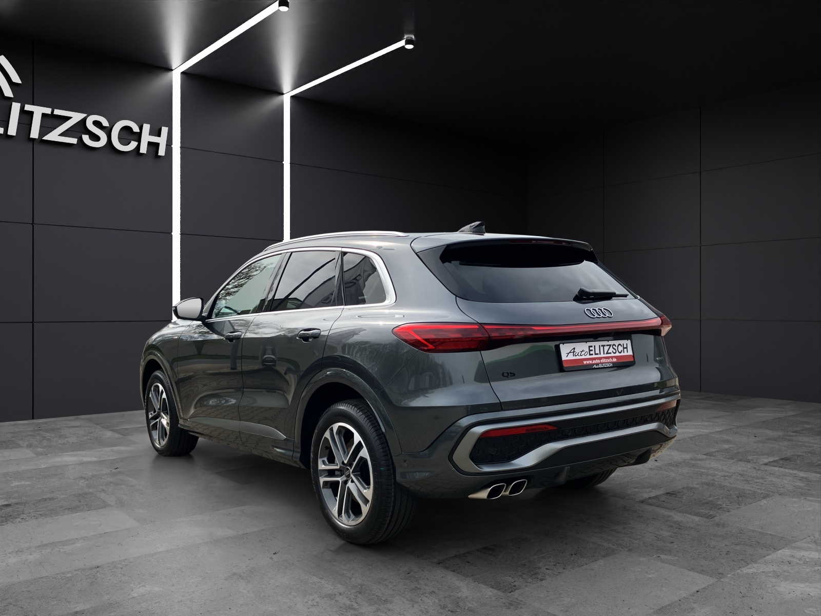 Fahrzeugabbildung Audi Q5 2.0 TDI quattro S line MATRIX AHZV ACC NAVI