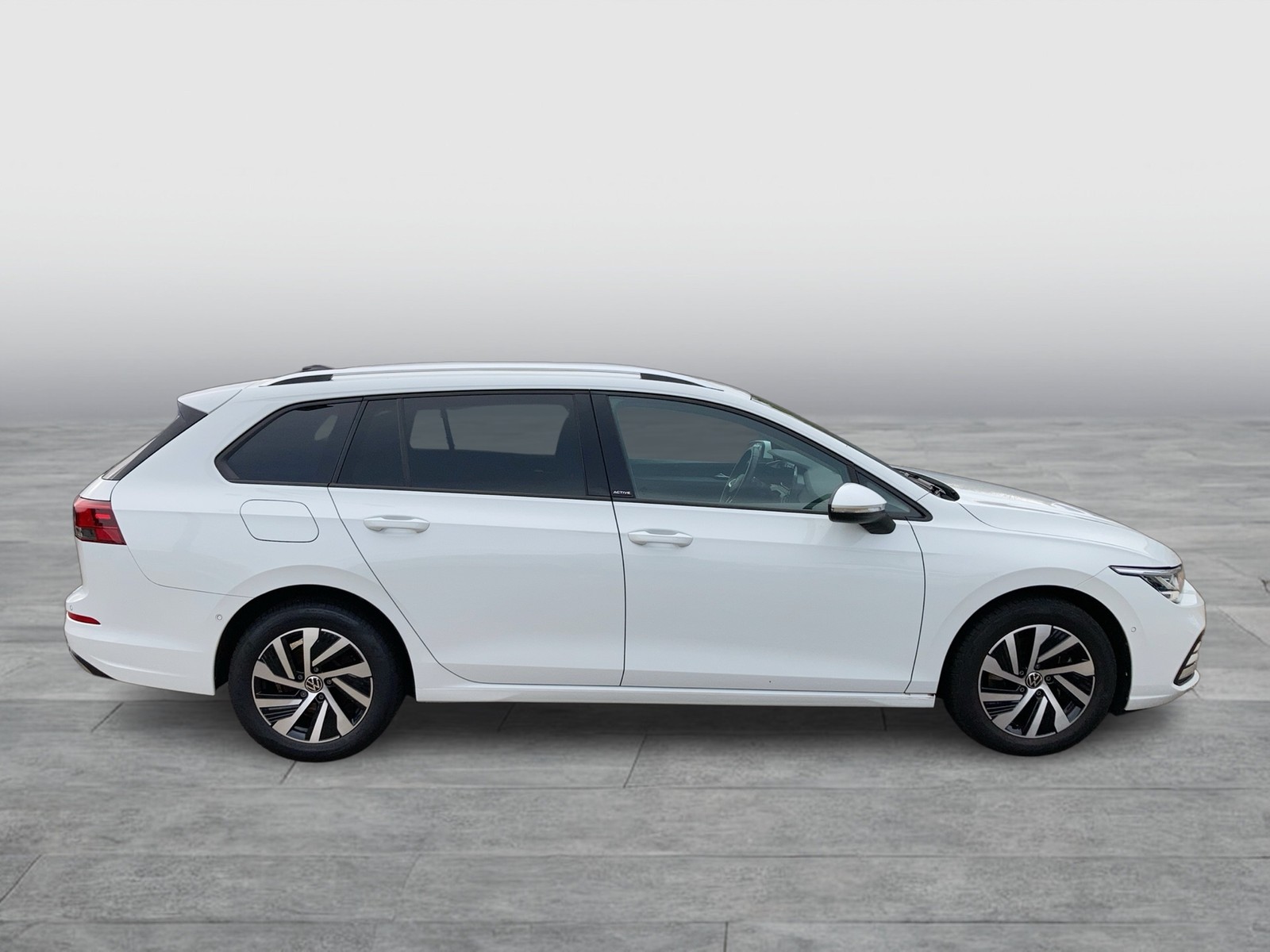 Fahrzeugabbildung Volkswagen Golf VIII Variant TDI Active DSG LED Navi ACC PDC