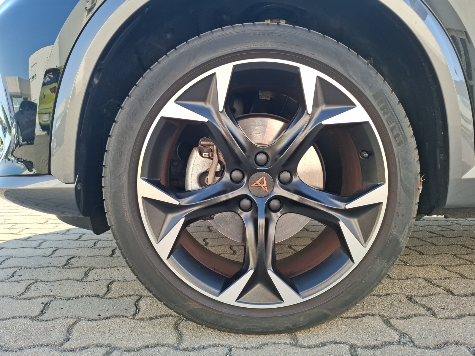 Fahrzeugabbildung CUPRA Formentor TSI DSG LED ACC RFK SH 19