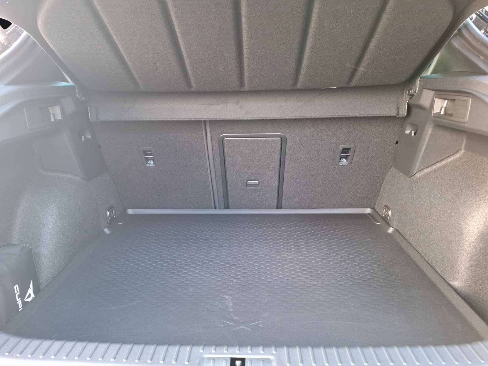 Fahrzeugabbildung CUPRA Formentor TSI DSG LED ACC RFK SH 19