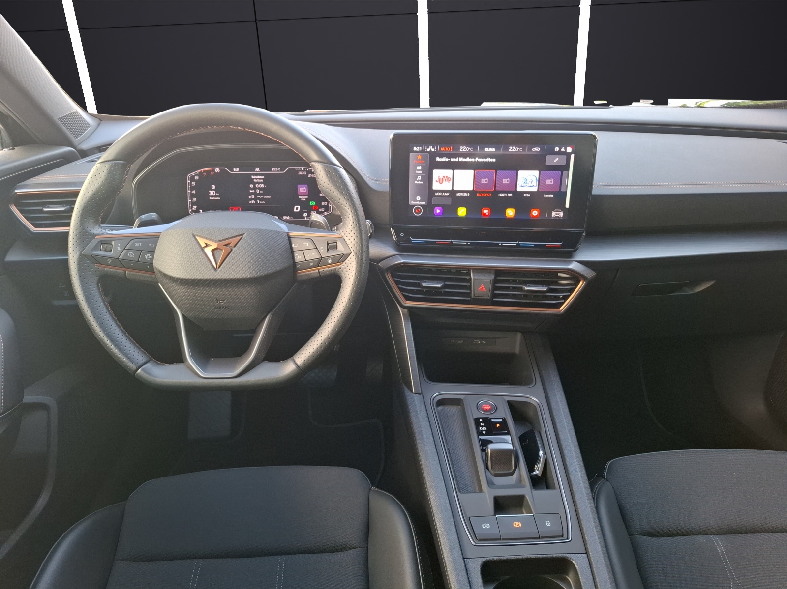 Fahrzeugabbildung CUPRA Formentor TSI DSG LED ACC RFK SH 19