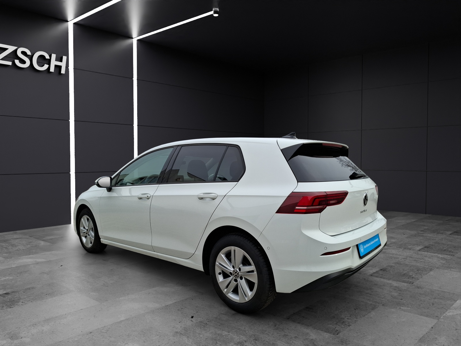 Fahrzeugabbildung Volkswagen Golf VIII TSI Life LED CarPlay AID ACC Park-Assist SH