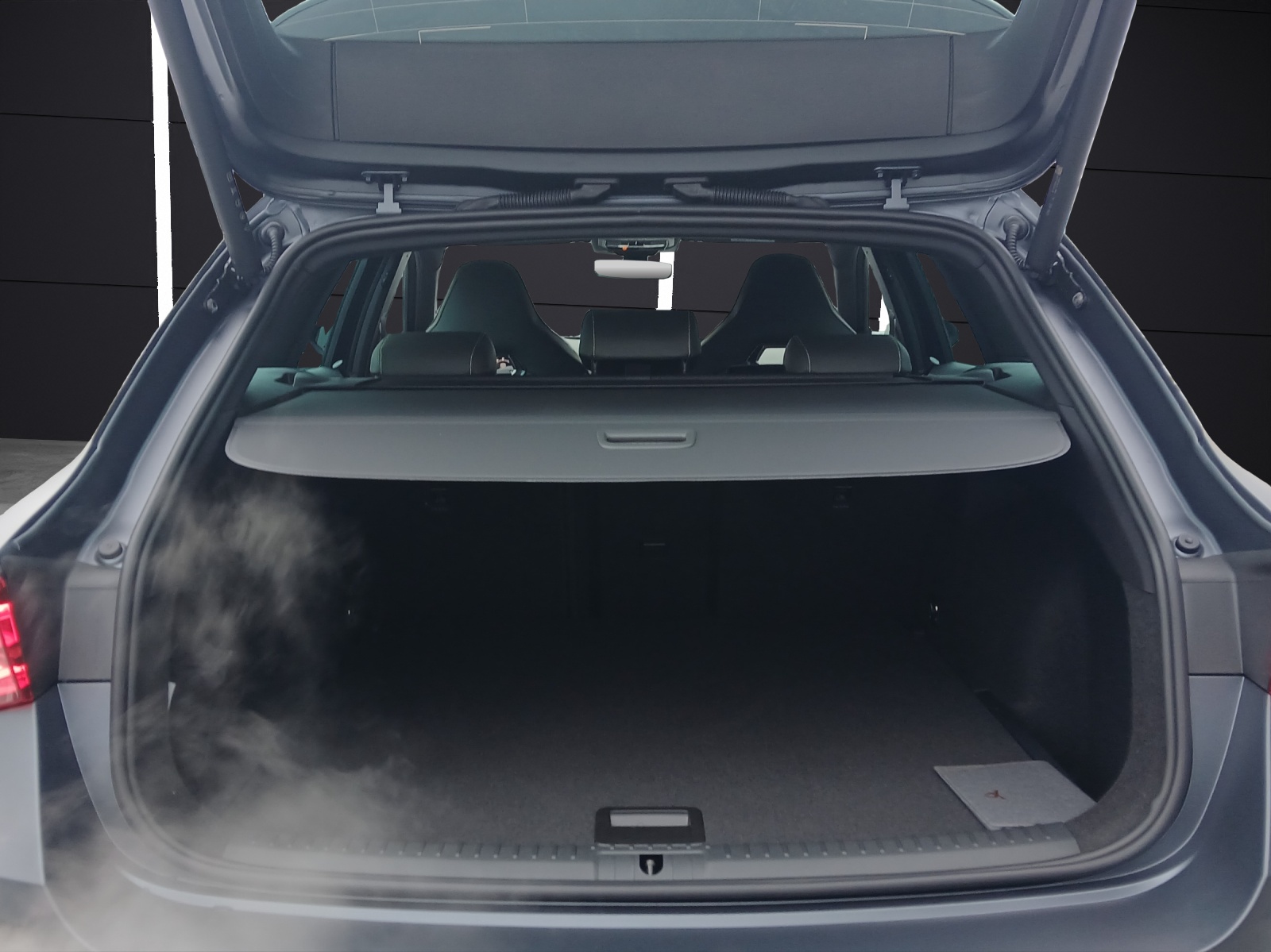 Fahrzeugabbildung CUPRA Leon Sportstourer 2.0 TSI 4Drive VZ MATRIX AHK Pano