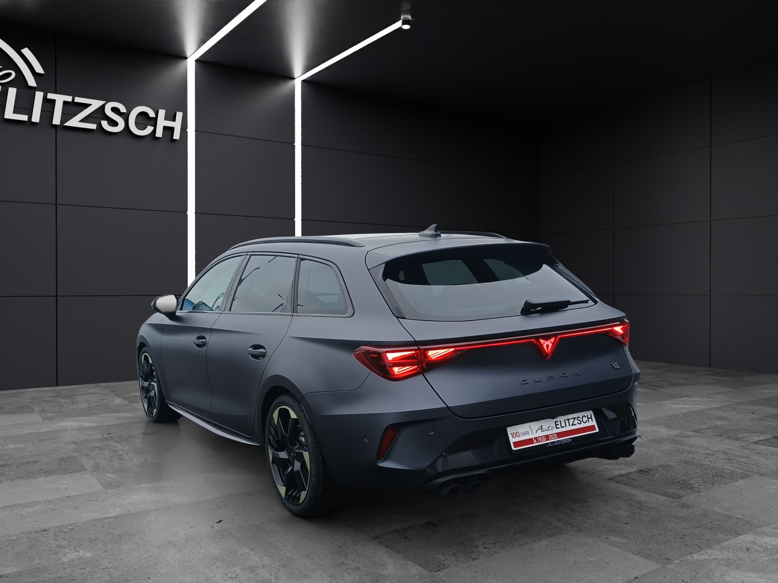 Fahrzeugabbildung CUPRA Leon Sportstourer 2.0 TSI 4Drive VZ MATRIX AHK Pano