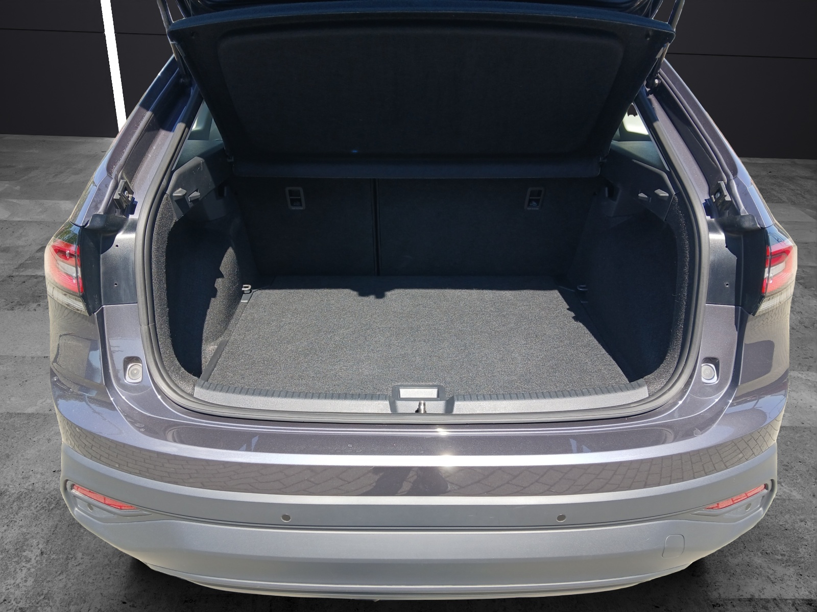 Fahrzeugabbildung Volkswagen Taigo TSI Life LED AHK AID PDC SH LM