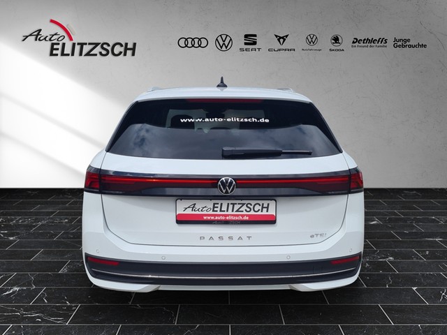 Fahrzeugabbildung Volkswagen Passat 1.5 eTSI Business DSG LED Navi AID HUD ACC RFK SH LM