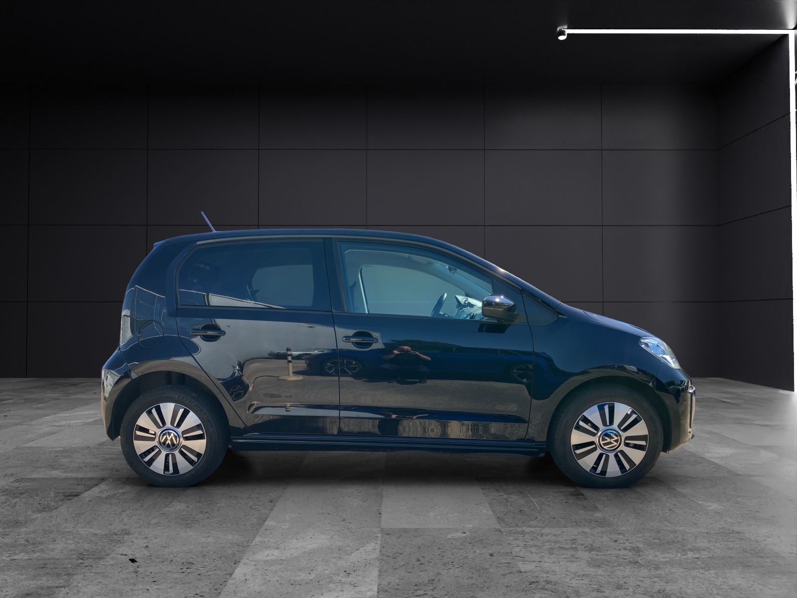 Fahrzeugabbildung Volkswagen e-up! Style Plus SHZ DAB+ Klima Bluetooth