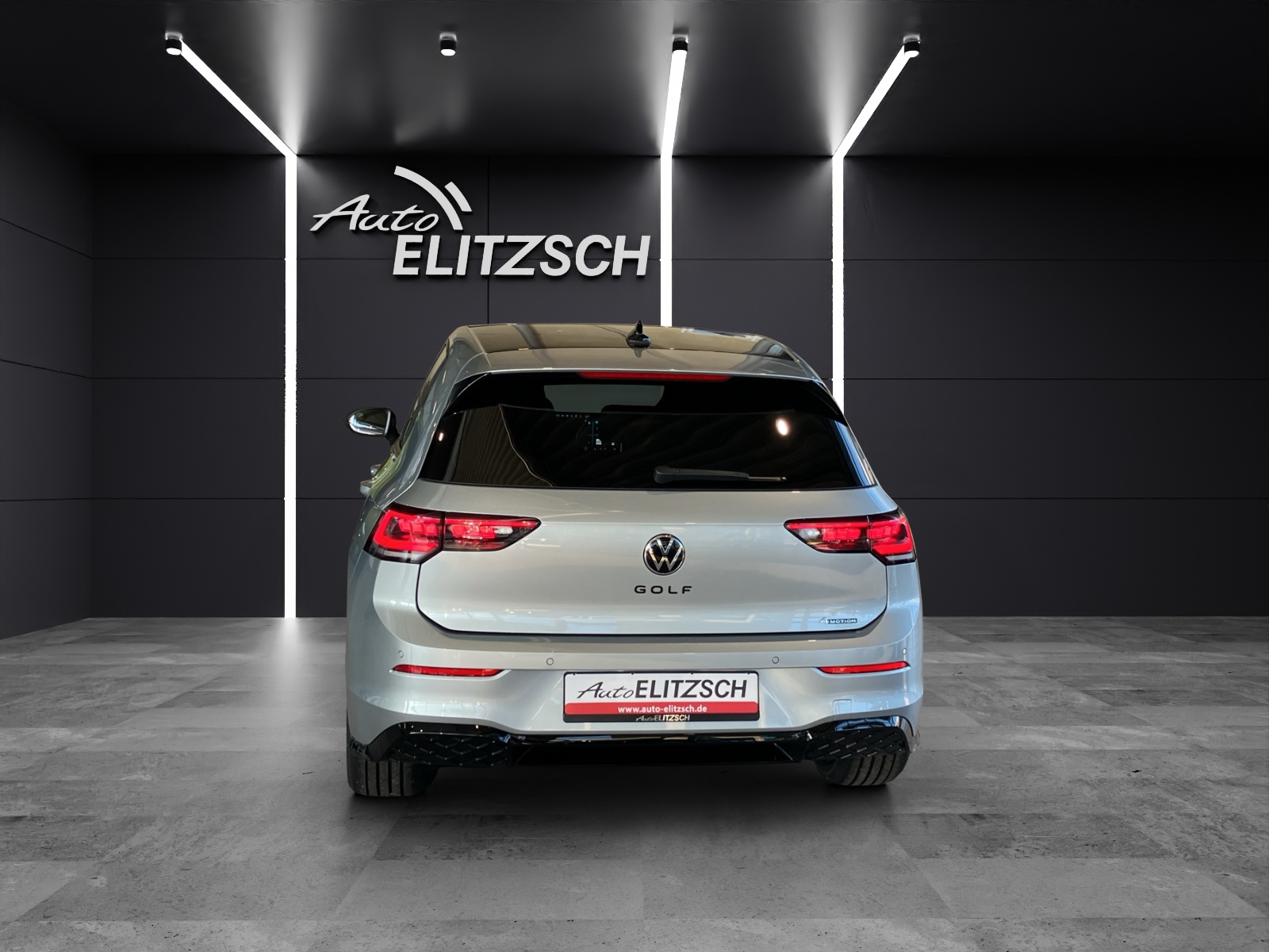 Fahrzeugabbildung Volkswagen Golf R-Line TSI DSG 4M R-Line PANO DCC AHK