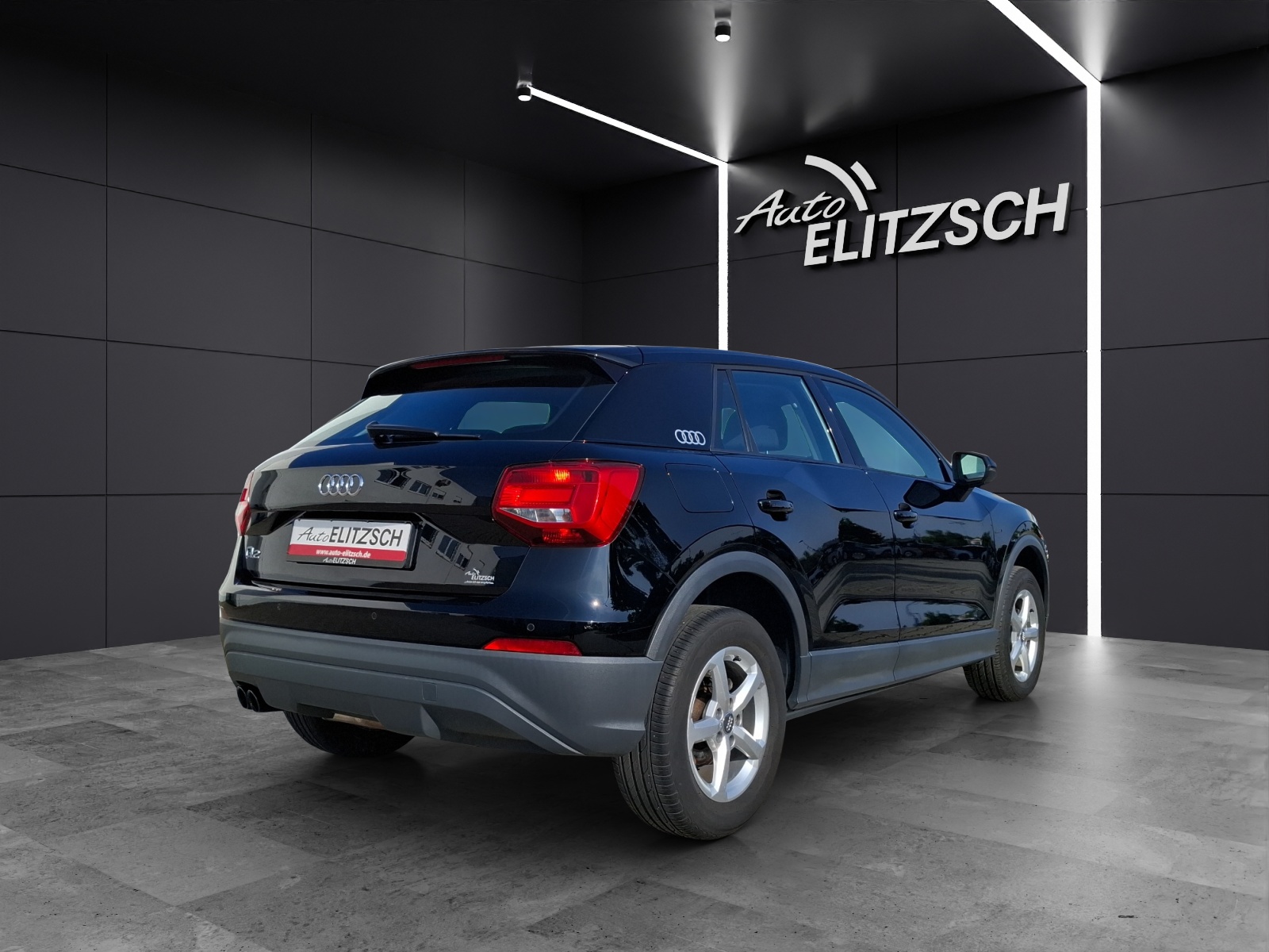 Fahrzeugabbildung Audi Q2 TFSI AHK GRA PDC SH