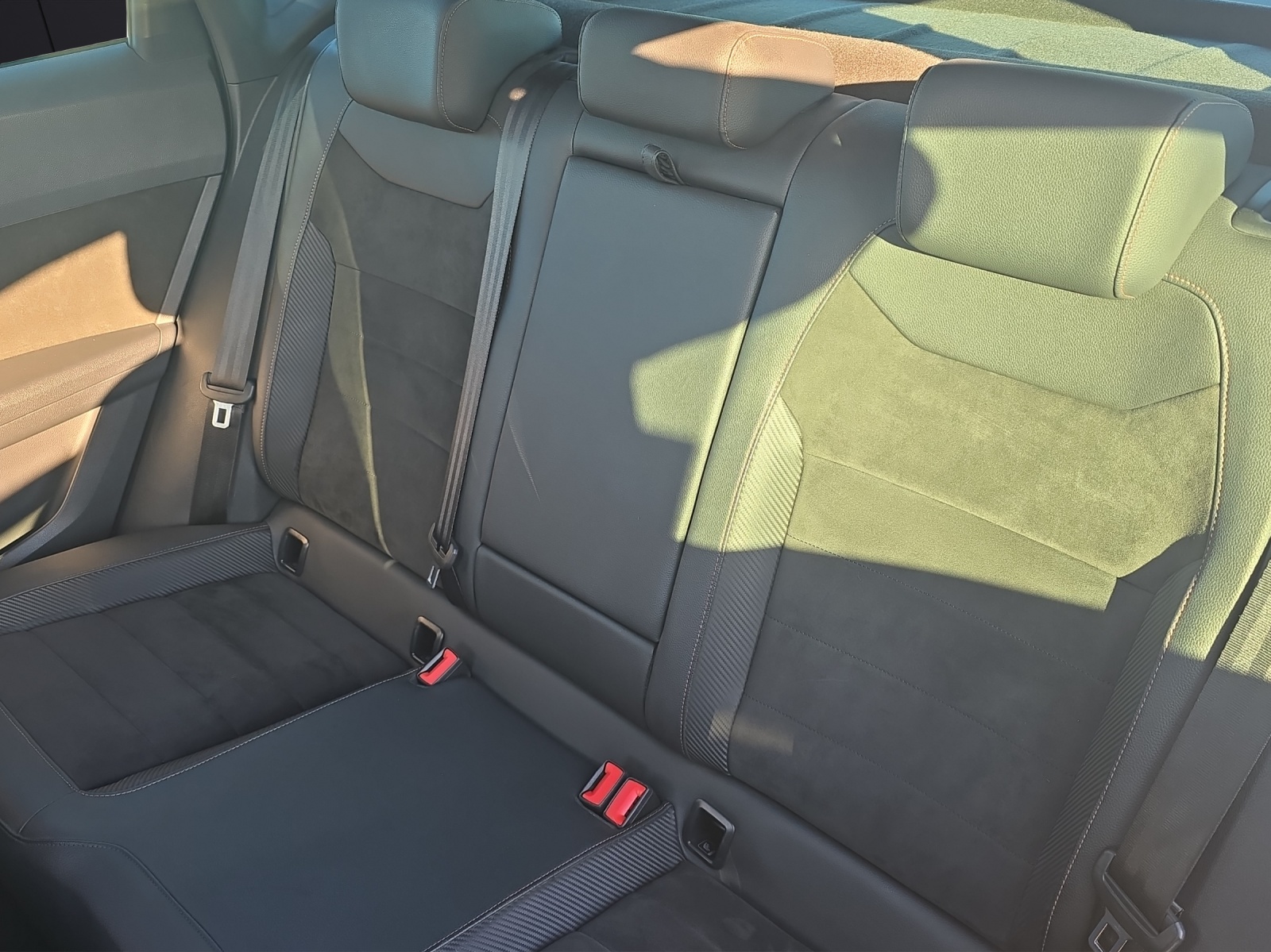 Fahrzeugabbildung CUPRA Ateca Basis 4Drive Klimatronik LM Panoramadach