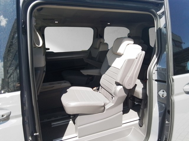 Fahrzeugabbildung Volkswagen T7 Multivan TDI Edition DSG STH IQ.LIGHT AHK NAVI