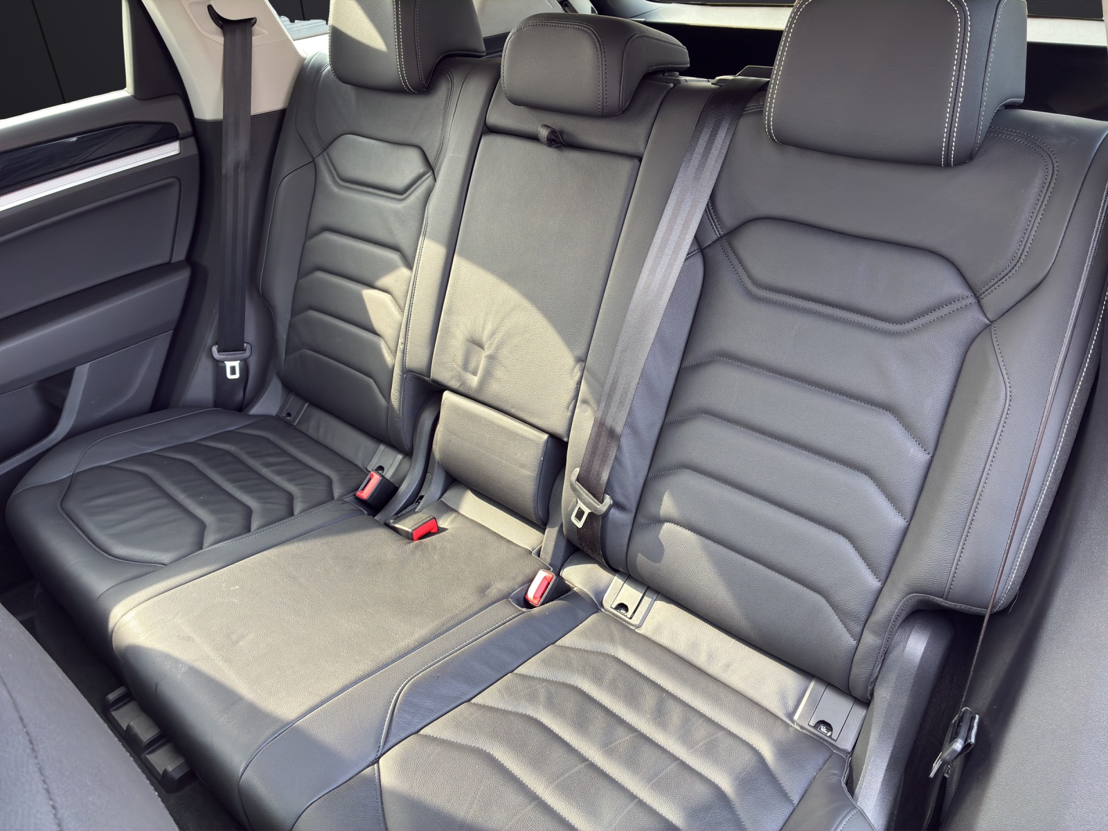 Fahrzeugabbildung Volkswagen Touareg 4M TDI DSG LED ACC STH SH LRHzg RearView Navi