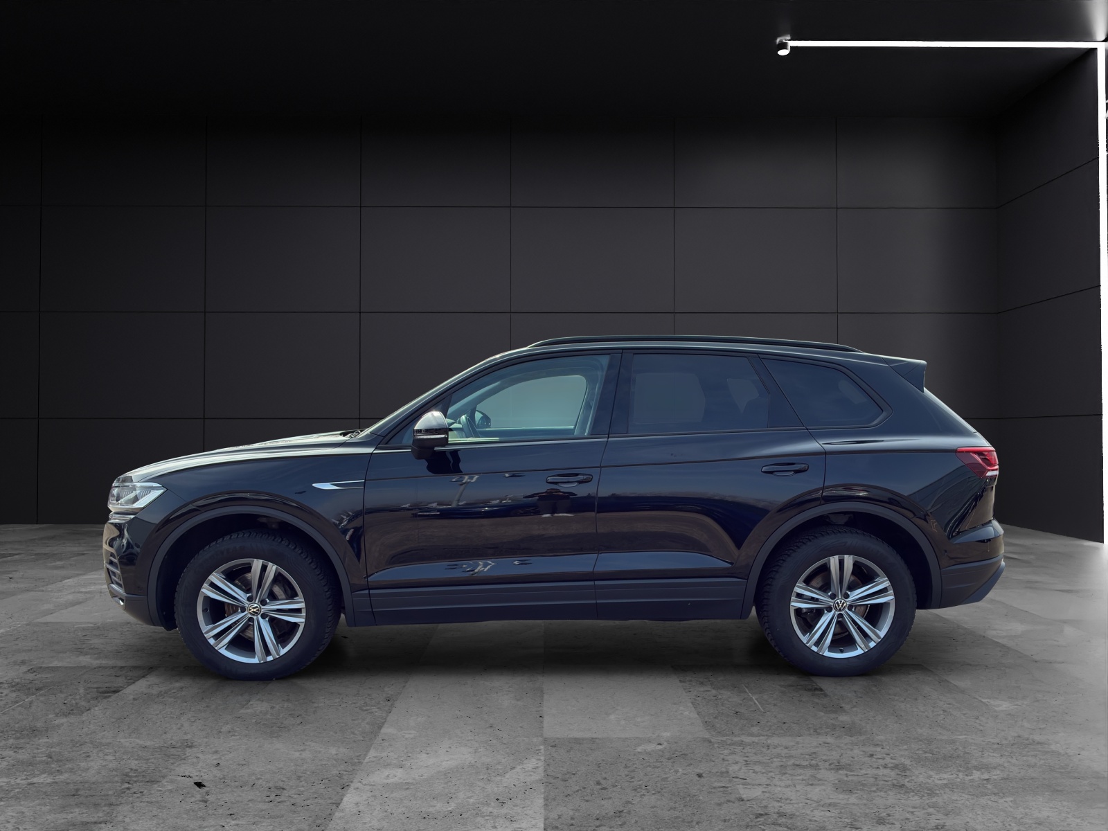 Fahrzeugabbildung Volkswagen Touareg 4M TDI DSG LED ACC STH SH LRHzg RearView Navi