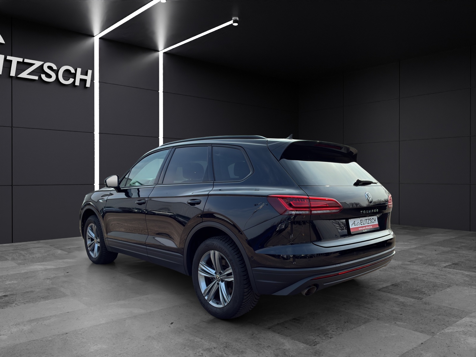 Fahrzeugabbildung Volkswagen Touareg 4M TDI DSG LED ACC STH SH LRHzg RearView Navi