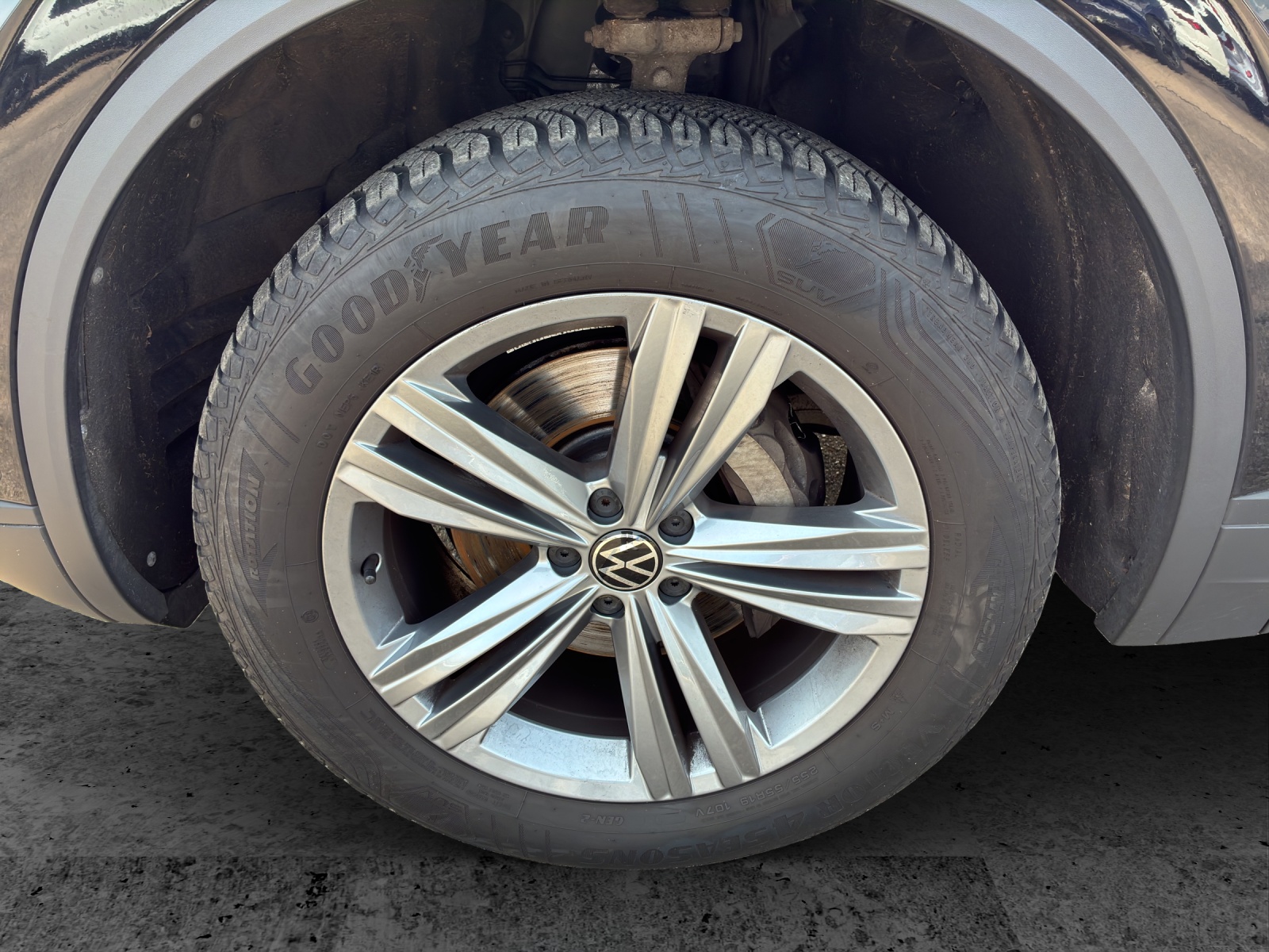 Fahrzeugabbildung Volkswagen Touareg 4M TDI DSG LED ACC STH SH LRHzg RearView Navi