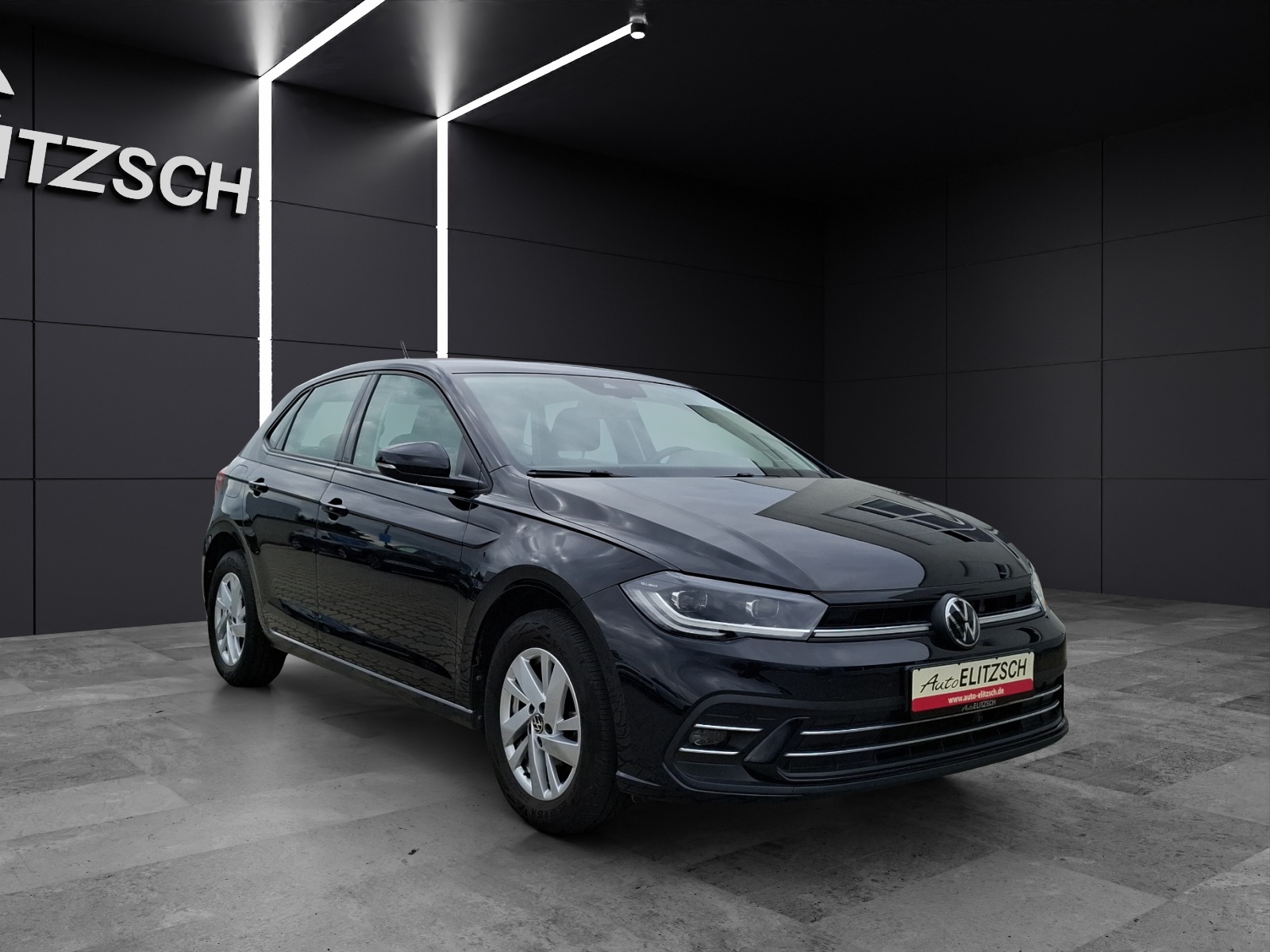 Fahrzeugabbildung Volkswagen Polo TSI Style DSG Matrix ACC Park-Assist SH LM