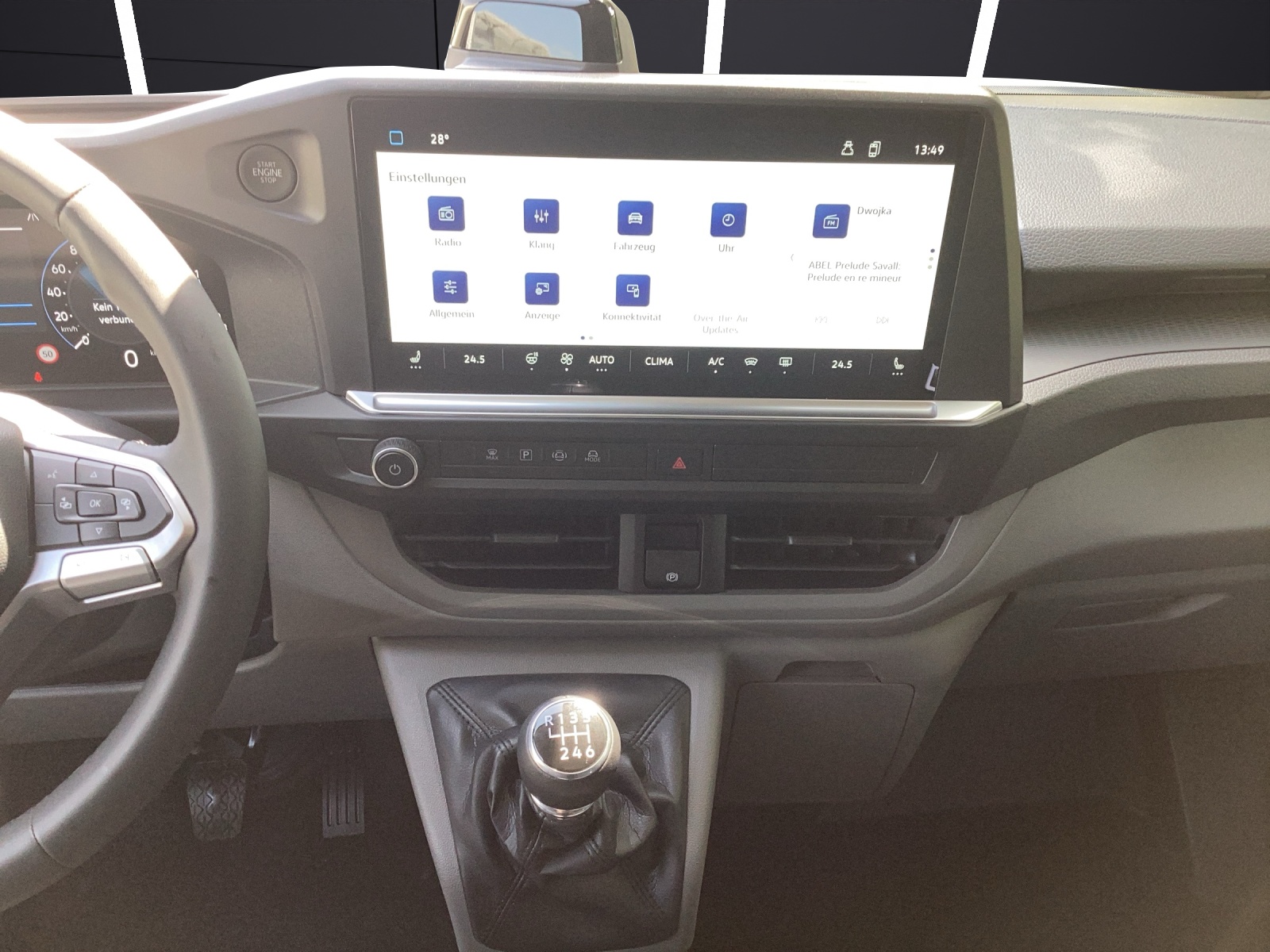 Fahrzeugabbildung Volkswagen T7 Transporter Kombi TDI 110 kW LR AHK KLIMA ASSISTENZP. PLUS