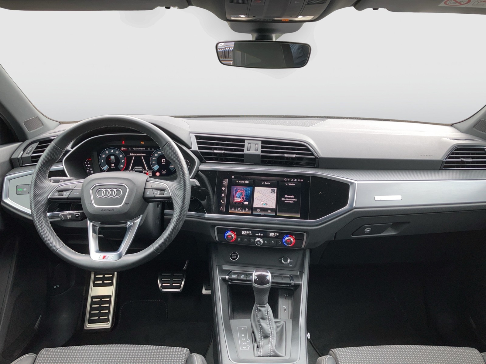 Fahrzeugabbildung Audi Q3 Sportback 45 TFSI quattro S line LED Navi ACC