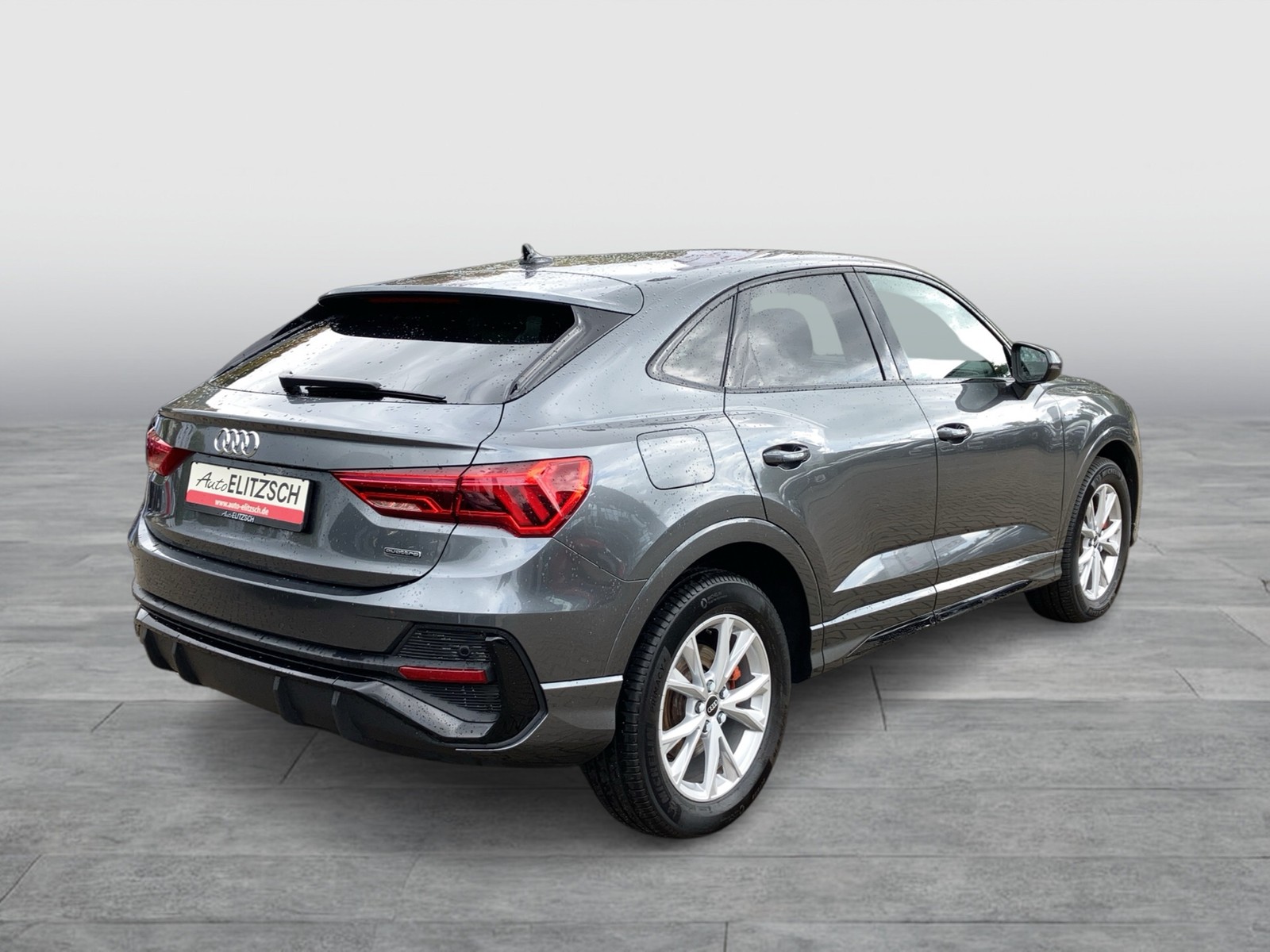Fahrzeugabbildung Audi Q3 Sportback 45 TFSI quattro S line LED Navi ACC