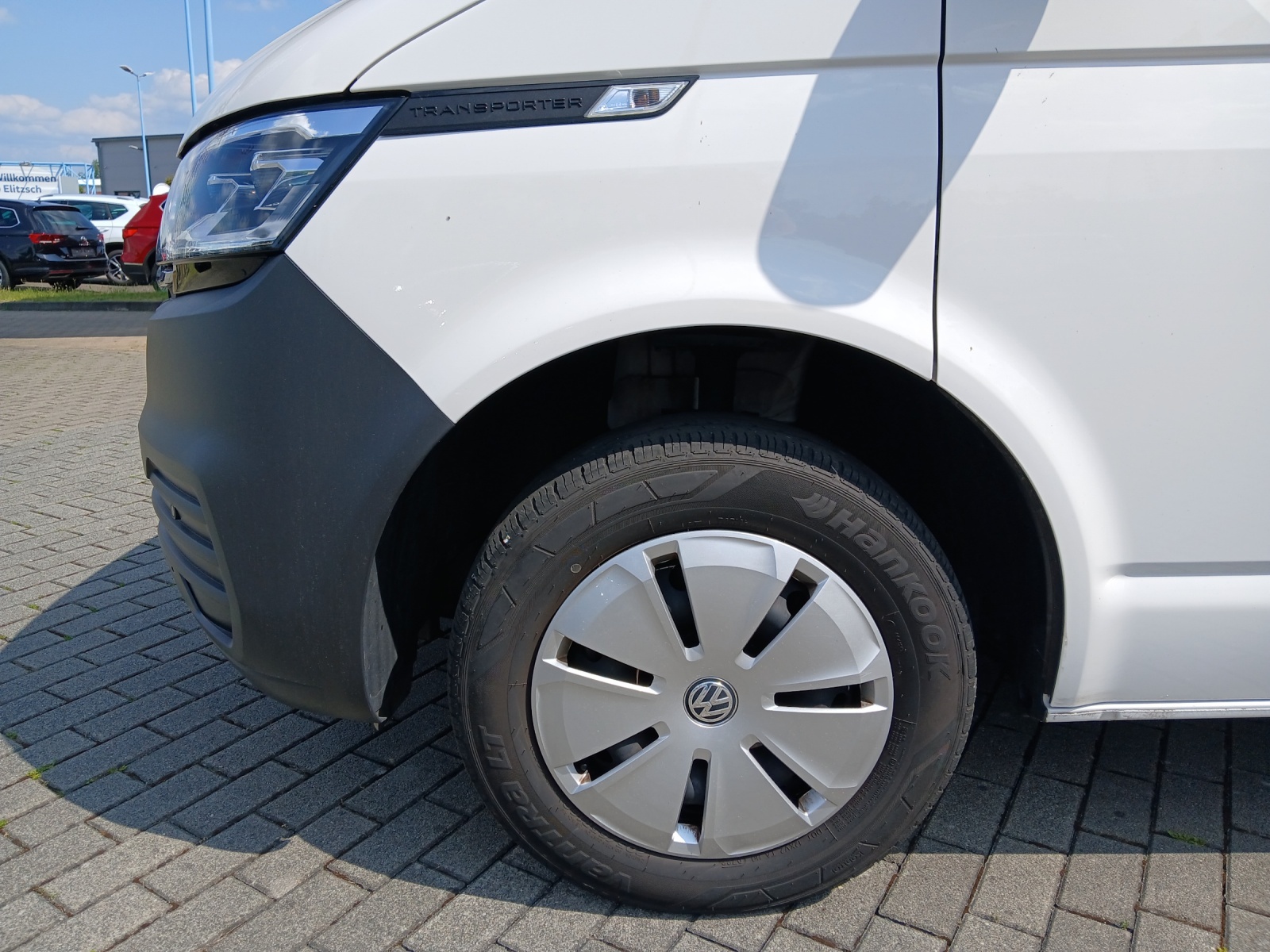Fahrzeugabbildung Volkswagen T6 Transporter T6.1 TDI Kasten LED AHK RFK KLIMA SH