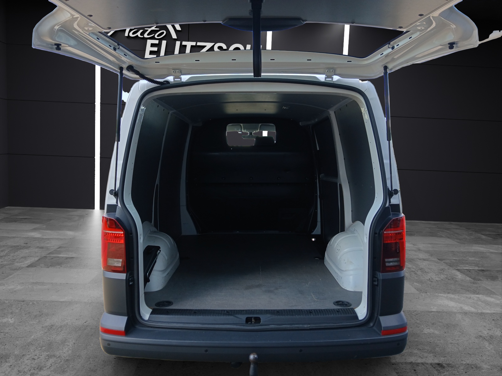 Fahrzeugabbildung Volkswagen T6 Transporter T6.1 TDI Kasten LED AHK RFK KLIMA SH