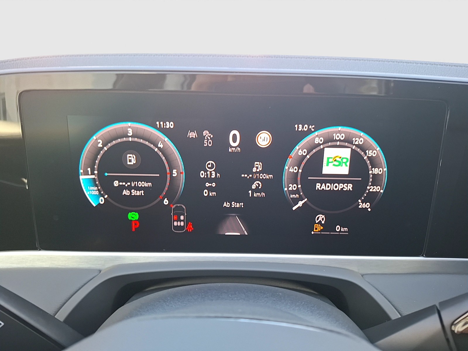 Fahrzeugabbildung Volkswagen Passat Variant TDI Elegance DSG Matrix AHK Navi HUD AID ACC RFK SH