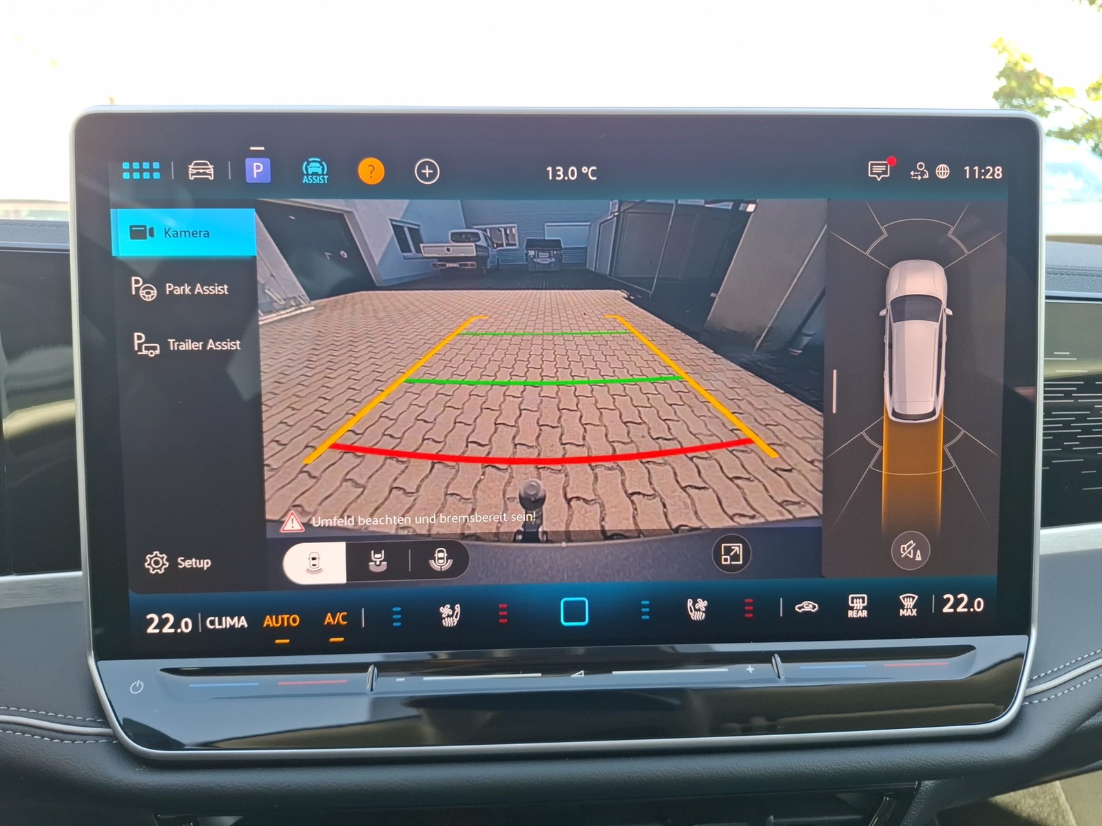 Fahrzeugabbildung Volkswagen Passat Variant TDI Elegance DSG Matrix AHK Navi HUD AID ACC RFK SH