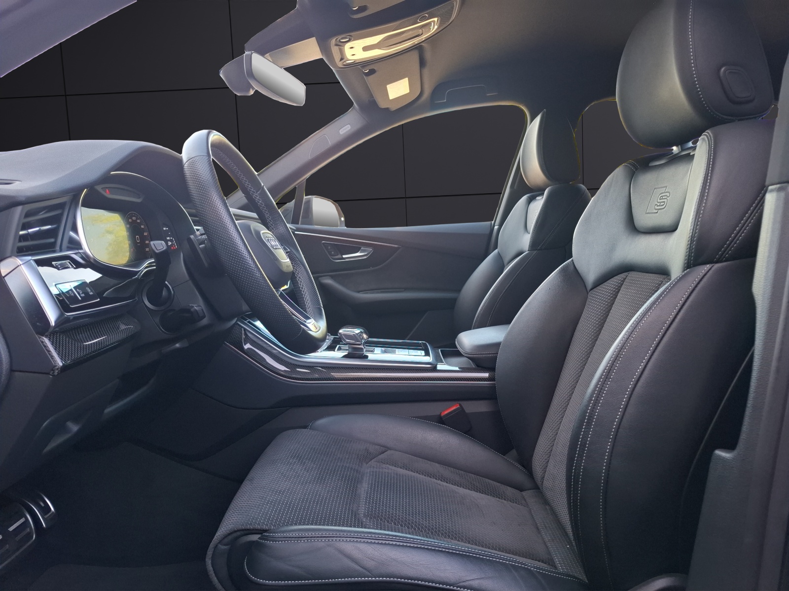 Fahrzeugabbildung Audi SQ7 4.0 TFSI comp. plus Matrix Standhzg Navi Luft AVC ACC B&O 21