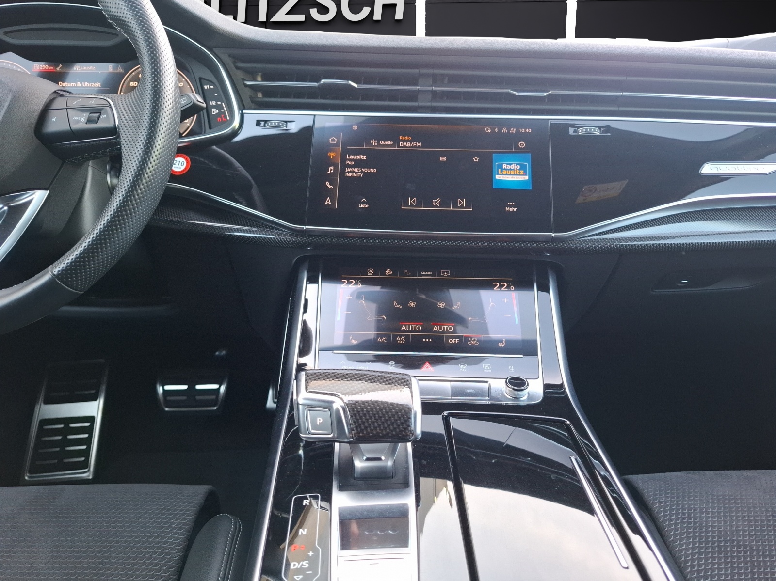 Fahrzeugabbildung Audi SQ7 4.0 TFSI comp. plus Matrix Standhzg Navi Luft AVC ACC B&O 21