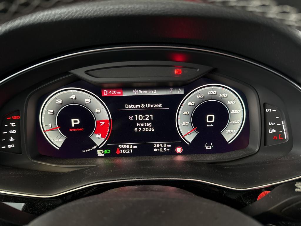 Fahrzeugabbildung Audi SQ7 4.0 TFSI competition plus quattro Matrix Standhzg Navi Luft AVC ACC B&O 21