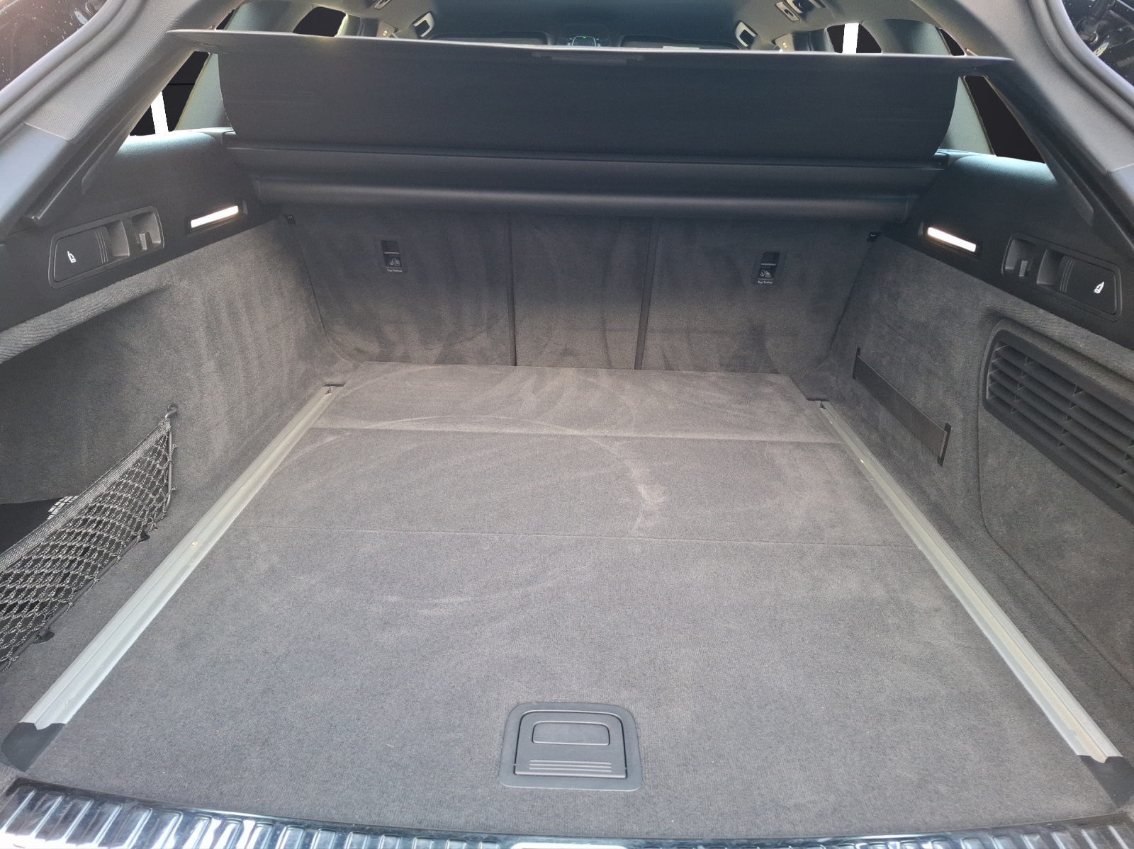 Fahrzeugabbildung Audi A6 Avant 40 TDI sport quattro S-tronic LED Navi AVC ACC RFK SH 19