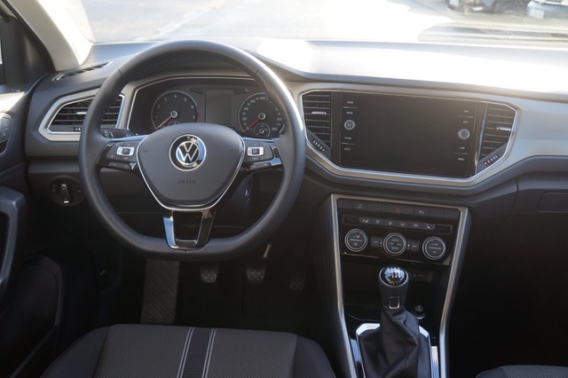 Fahrzeugabbildung Volkswagen T-Roc TSI Style LED AHK ACC Kamera Navi