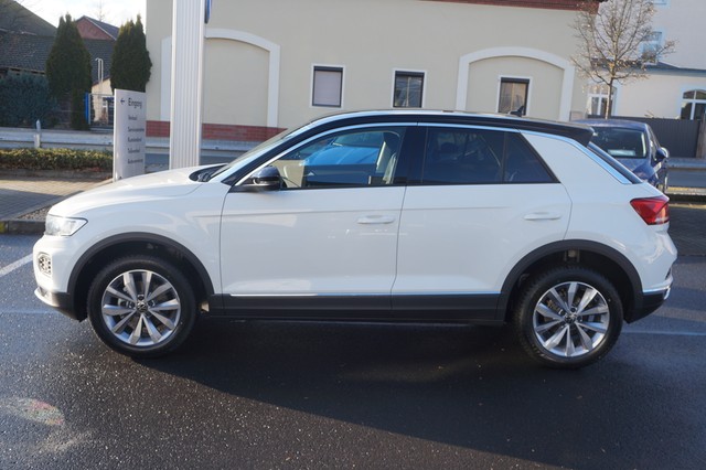 Fahrzeugabbildung Volkswagen T-Roc TSI Style LED AHK ACC Kamera Navi