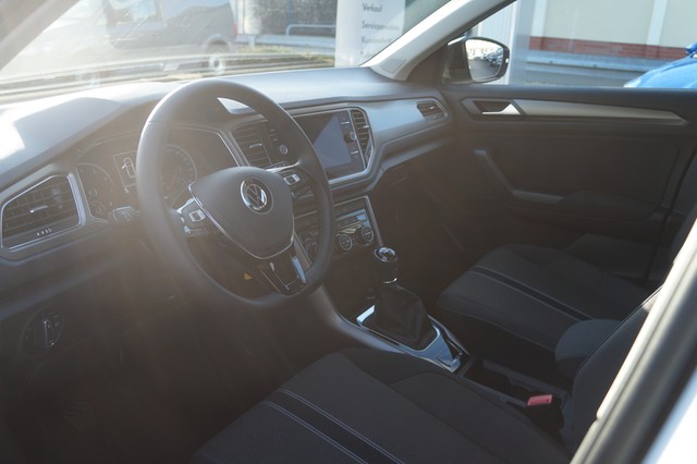Fahrzeugabbildung Volkswagen T-Roc TSI Style LED AHK ACC Kamera Navi