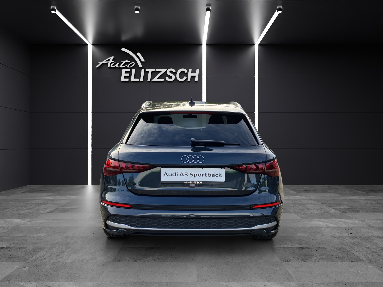 Fahrzeugabbildung Audi Audi A3 Sportback TFSI LED-Scheinw., Navi, Sportsitze, Vorb. AZV,